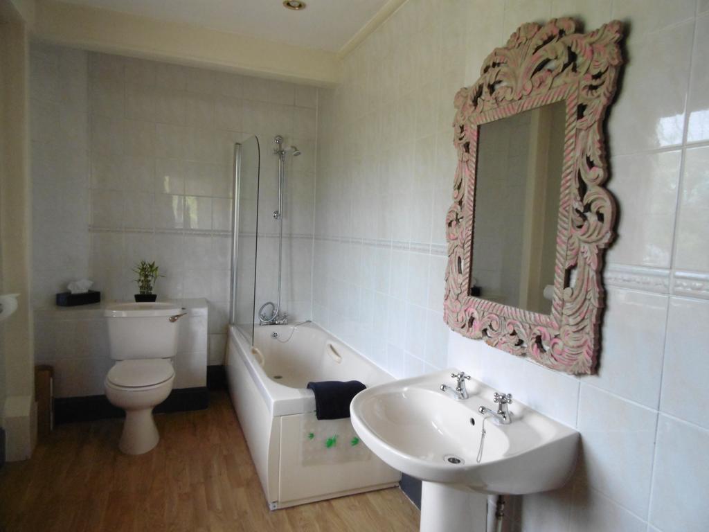 The House Near Bath Hotel Woolverton Bagian luar foto